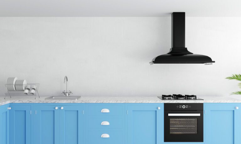 Kitchen Extractors in Ghana: The Essential Solution for Smoke, Heat & Odour Control
