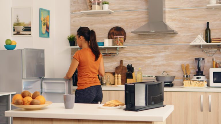 Range Hood Exhaust Fan in Ghana – The Smart Choice for Smoke-Free, Cool Kitchens