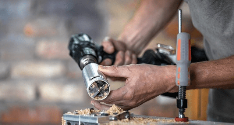 400Nm Total Cordless Impact Wrench TIWLI2040 – Brushless 20V High-Torque Performance for Ghana Professionals