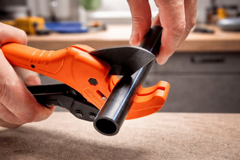 3–32mm TOTAL Pipe Cutter – THT53321 | Precision Copper Pipe Cutter in Ghana