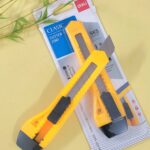 DELI Utility Knife/Cutter – Sharp, reliable cutter for clean slicing of cartons, plastic, and packaging materials